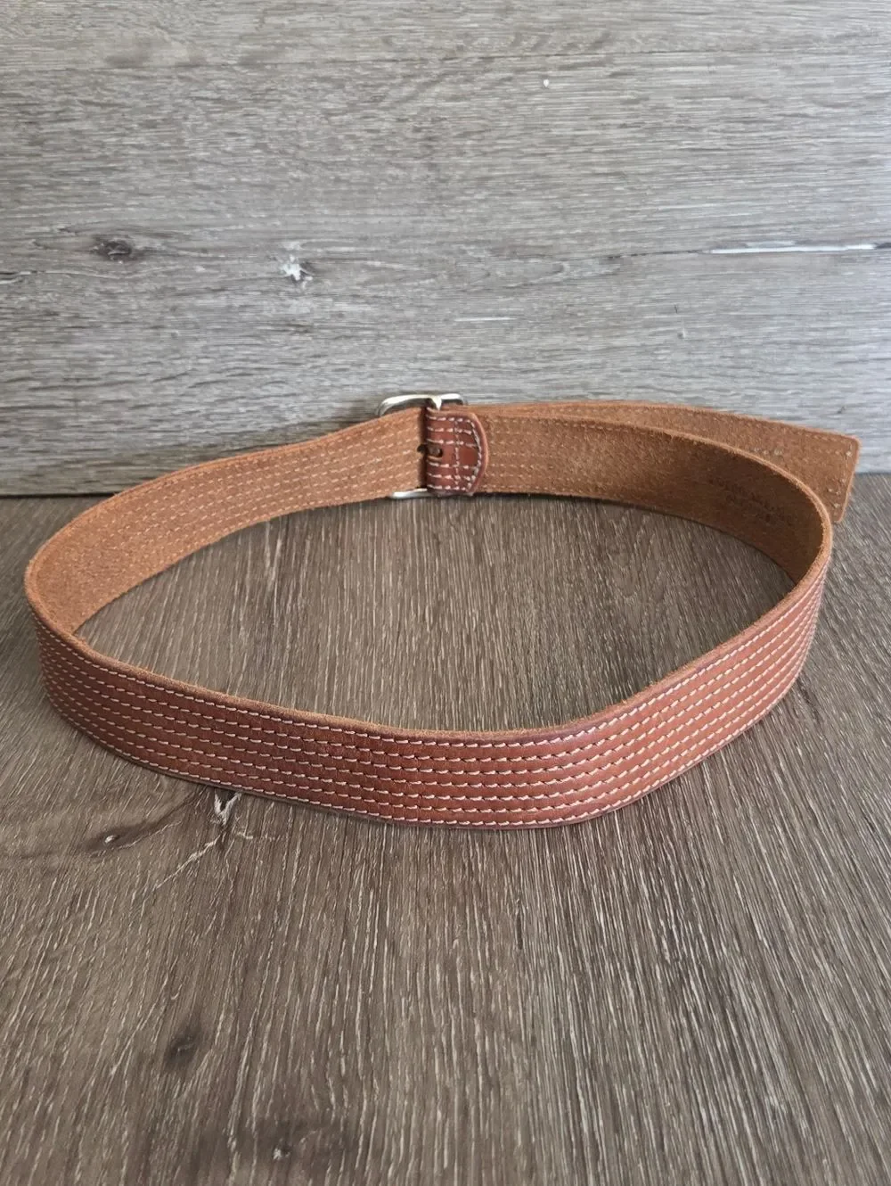AMERICAN EAGLE BROWN GENUINE LEATHER  STITCHED CASUAL BELT Sz M Unisex